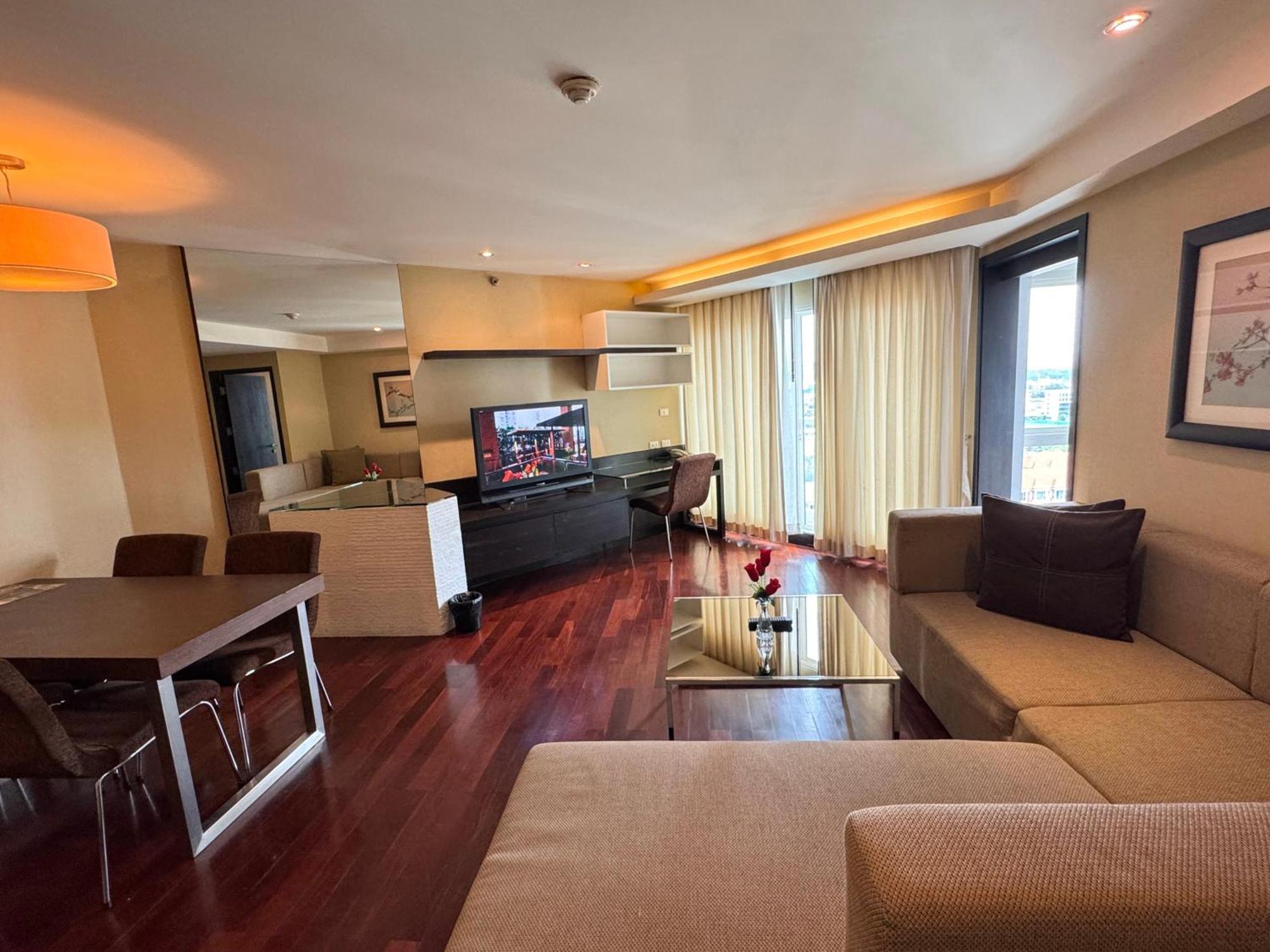 The Narathiwas Hotel & Residence Sathorn Bangkok Exteriér fotografie